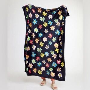 Vera Bradley “Pride Daisies” Patterned Blanket